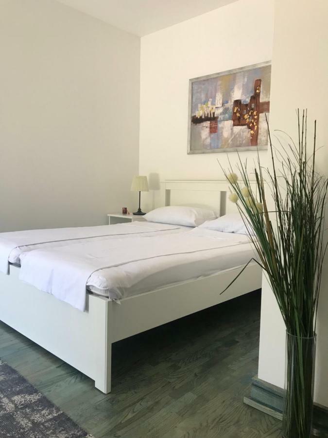 Grocka Apartmani & Rooms Esterno foto